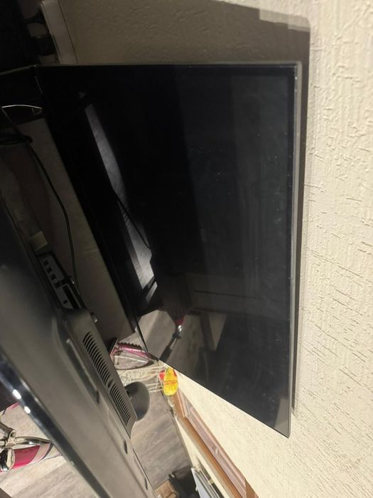 Продам телевизор philips arg samsung