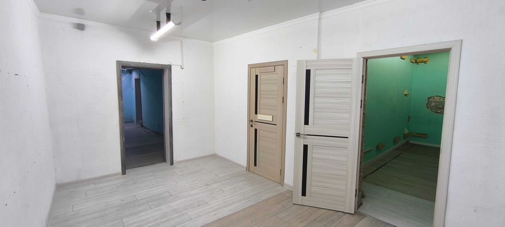 Продаётся КОММЕРЧЕСКИЙ КОМПЛЕКС - 450м² на участке 18,5соток. КОЖАНОВА