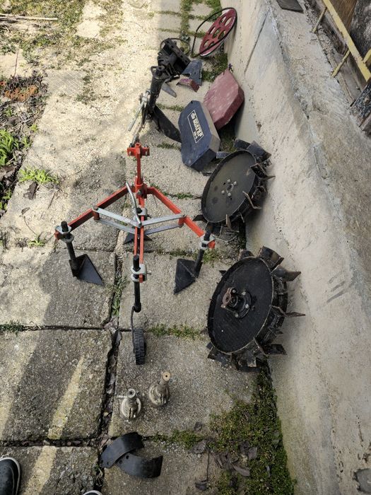 Инвентар за мото фреза плуг,култиватор, метални колела,браздир