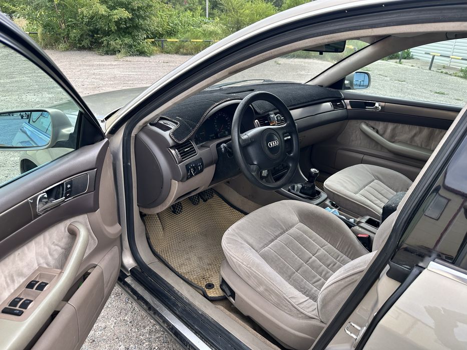 Audi a6 c5  1.8 турбо 1997 г