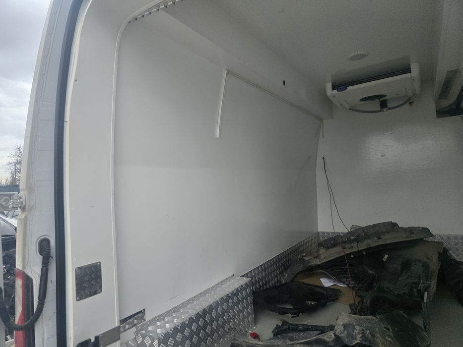 Dezmembrez Renault Master 2022