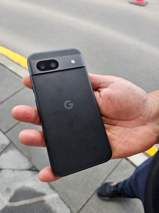 Google Pixel 8a 128gb, как новый, ёмкость АКБ 100%,