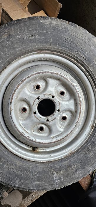 Запаска  с диском.