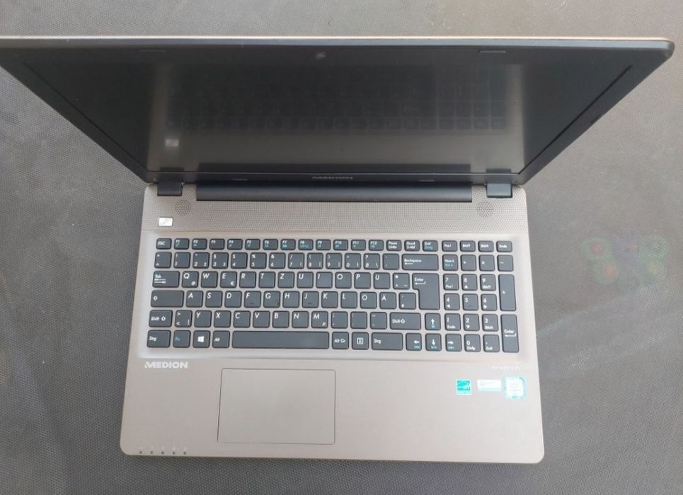 Laptoo Medion Akoya i3