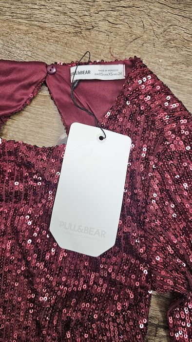 Rochie cu paiete și decupaje xs