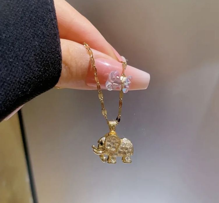Колие за късмет ( Слонче ) с 18к златно покритие