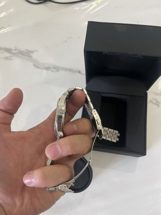 Продам часы с гербом Казахстана