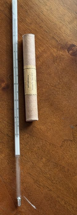 Продаю ртутный термометр