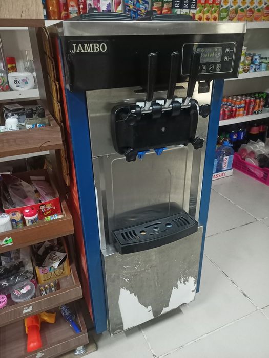 Фризер для мороженое сатылады срочно