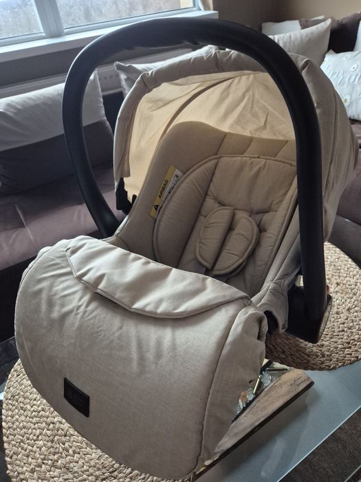 Бебешко столче за кола (0-13кг)