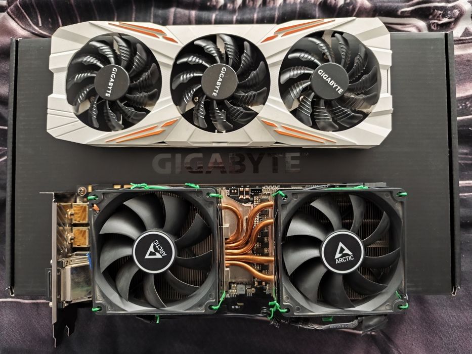 Vând GTX 1080Ti 11Gb GDDR5X Gigabyte