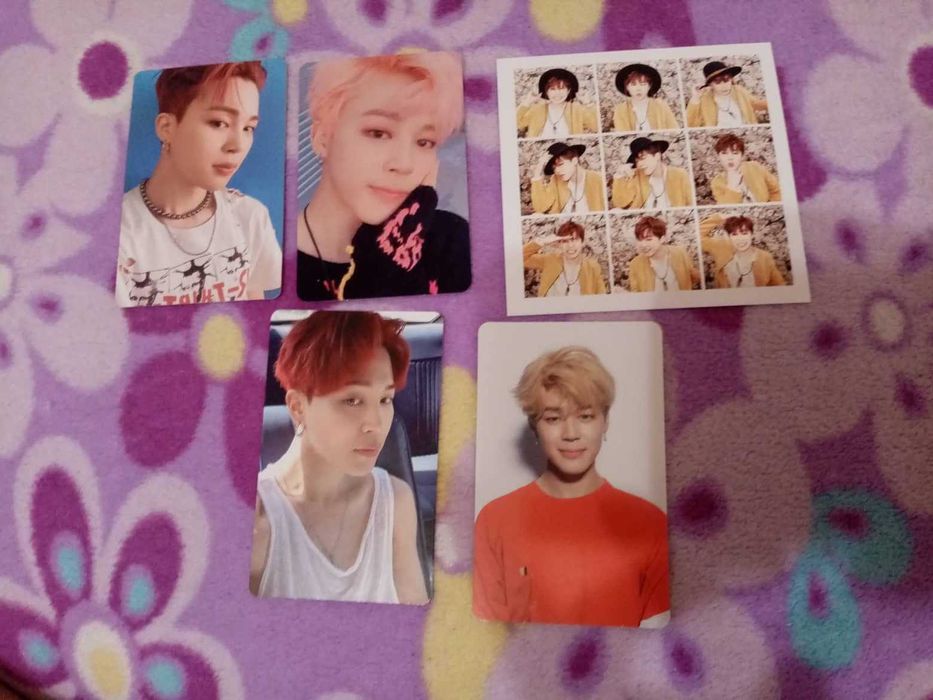 Оригинални Картички и албуми на BTS