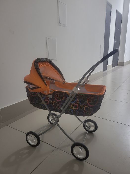 Детская коляска для кукол