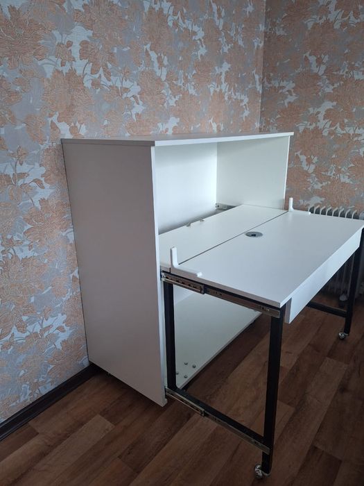 Продам стол для шитья