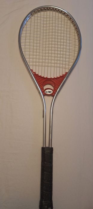 Тенис ракета Stomil и спортен сак Fisher за тенис ракета