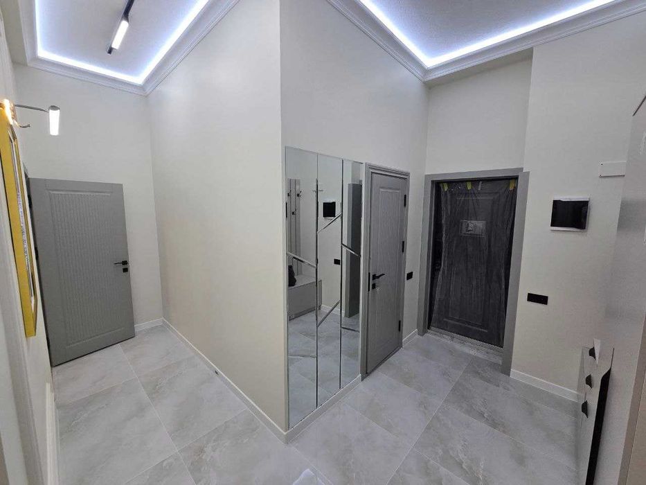 Студия люкс 3-комнатная новостройка с лифтом 8-этаж ул.Багишамал Налог