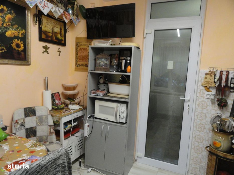 Apartament 2 camere parter inalt, Micalaca - Miorita, 65 mp, termoteca