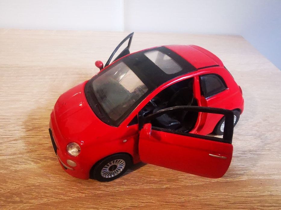 Macheta FIAT 500 scara 1/32 / Masinuta FIAT 500