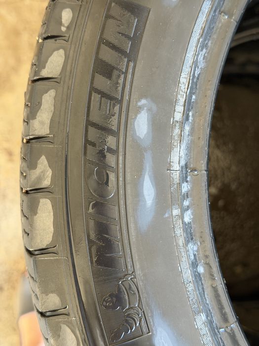 215/55/17 все сезонные шины Michelin