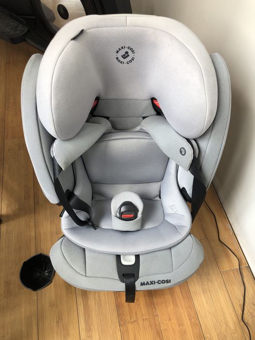 Детское автокресло Maxi Cosi