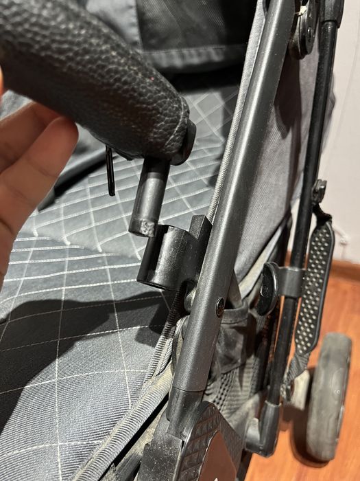 Продам коляску (рюкзак в подарок)