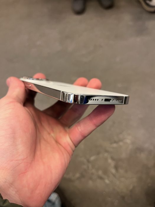 Iphone 14 pro 256 Baterie 100%