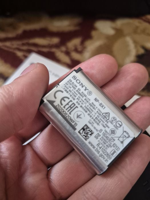 Baterii camera sony zv 1 cu incarcator inclus