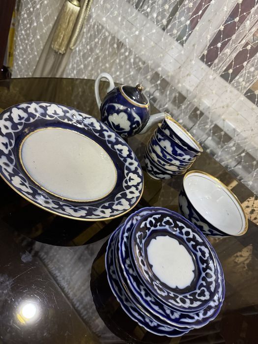 Chinilar sotiladi Paxtaguli Lagan Tarelka Piyola Choynak idishlar