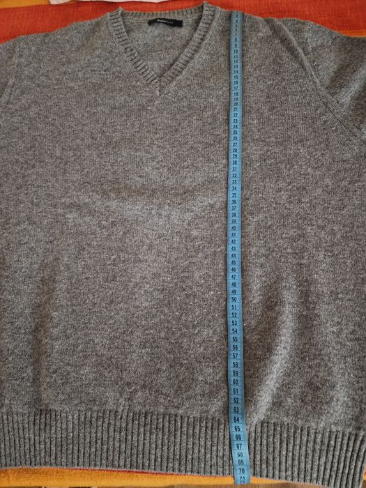 Pulover barbatesc, 100% lana, moale si pufos,  XL, ca nou
