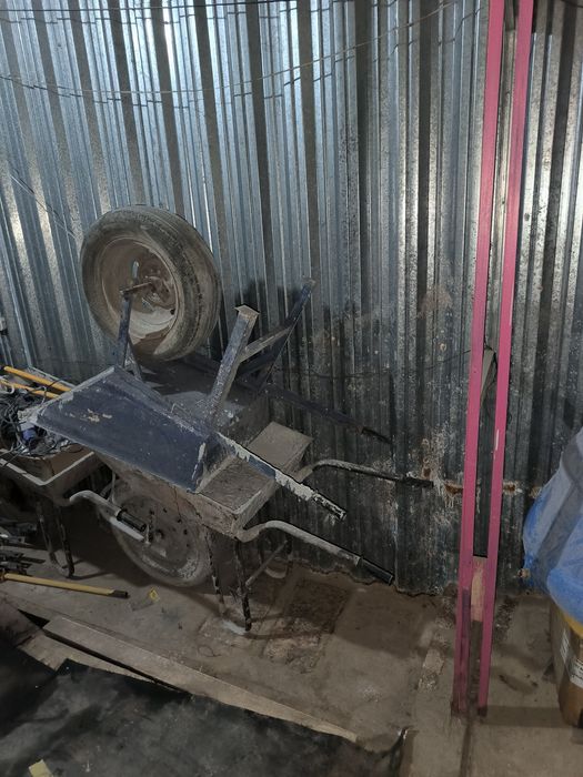 Леса ва арава сотилади