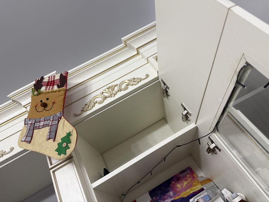 Продам шкаф натуральное дерево