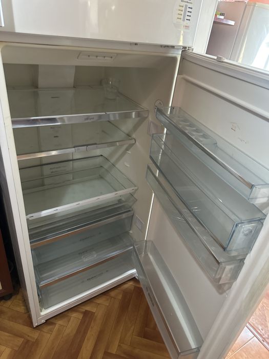 Холодильник BOSCH