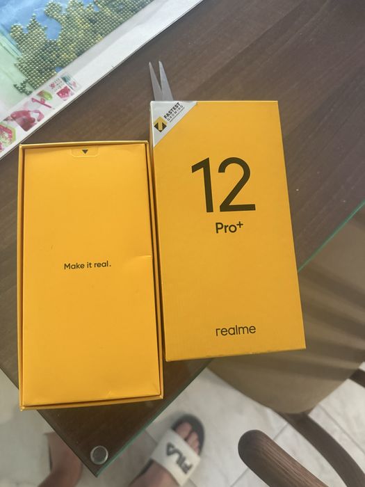 Продавам телефон Realme 12 Pro + 5G