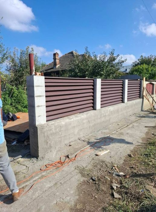 Construim garduri și porți