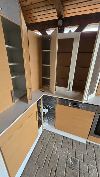 Mobila bucătărie ewe cu electrocasnice Bosch /Liebherr