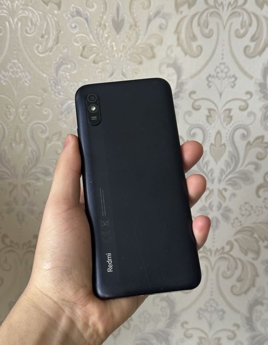 Redmi 9a в темно синим цвете