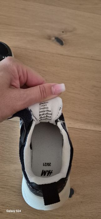 Încălțăminte/adidași copii H&M nr 20/21- NOI
