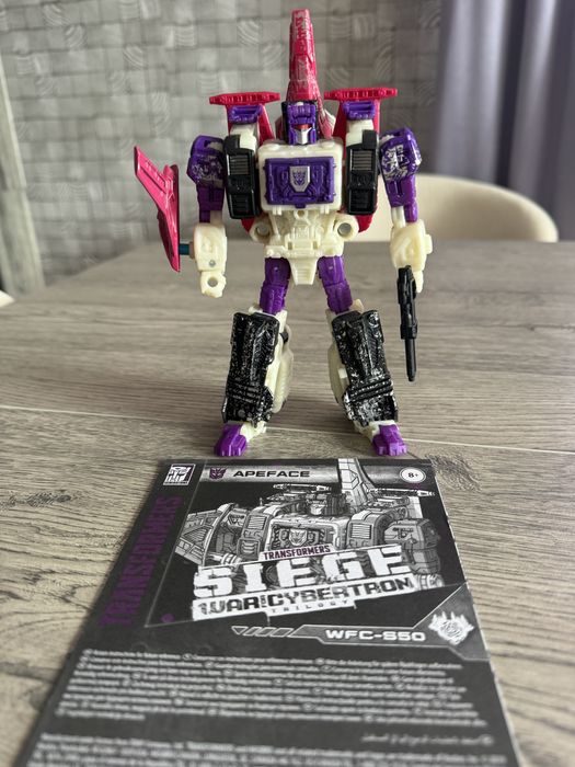 Transformer Voyager Class
