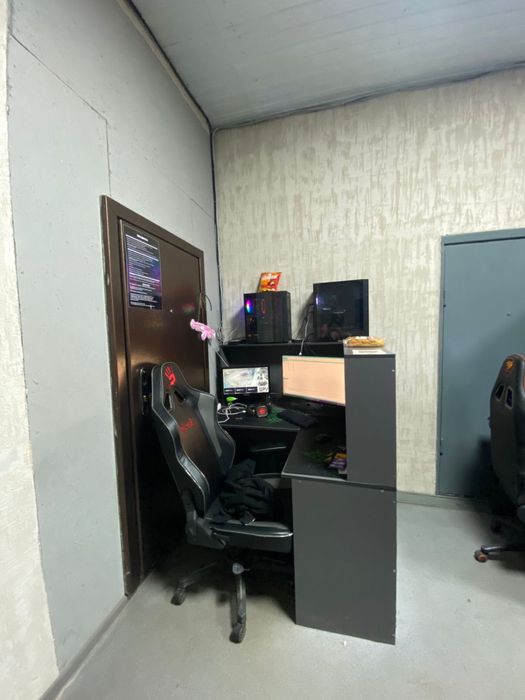 Продам компьютерный клуб