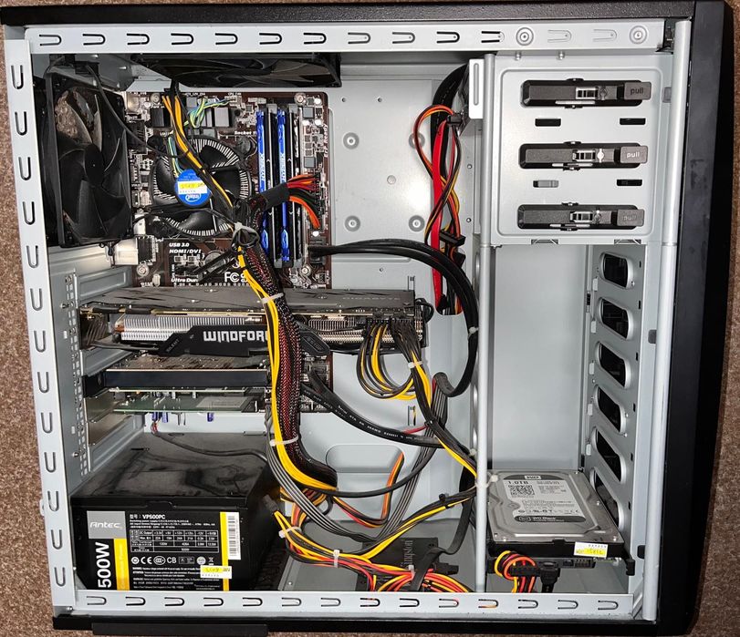 PC - i7-4790 / GTX 970 / 24GB