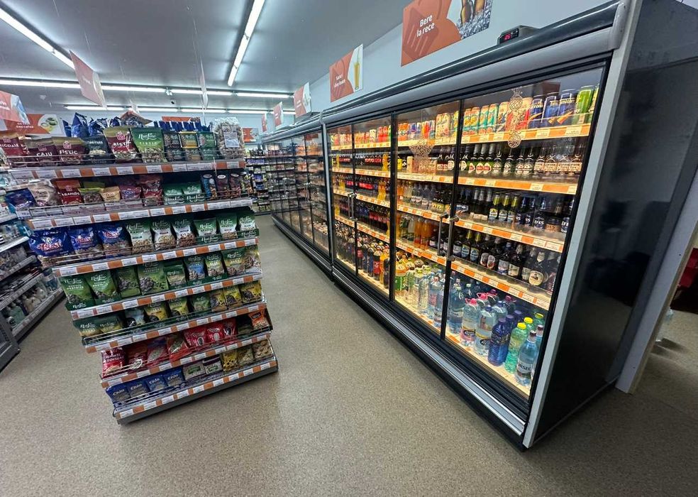 Vitrine frigorifice - bauturi/lactate