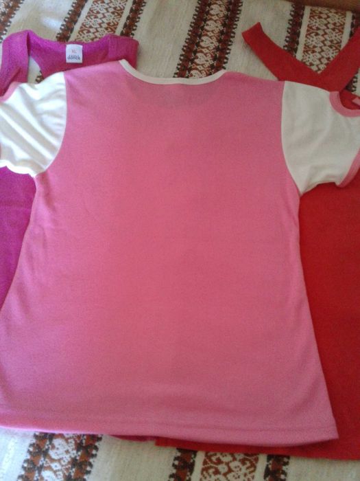 Продавам дамски блузи