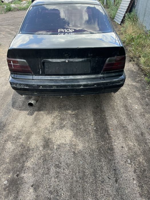 Продам машину BMW