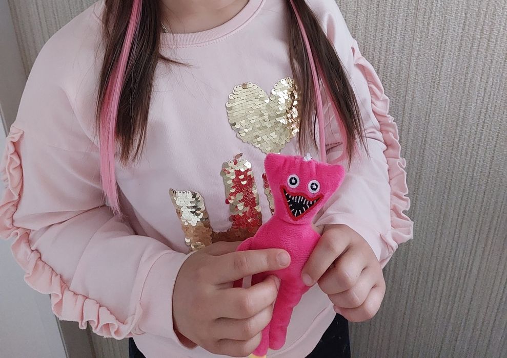 Продам кофточку на девочку