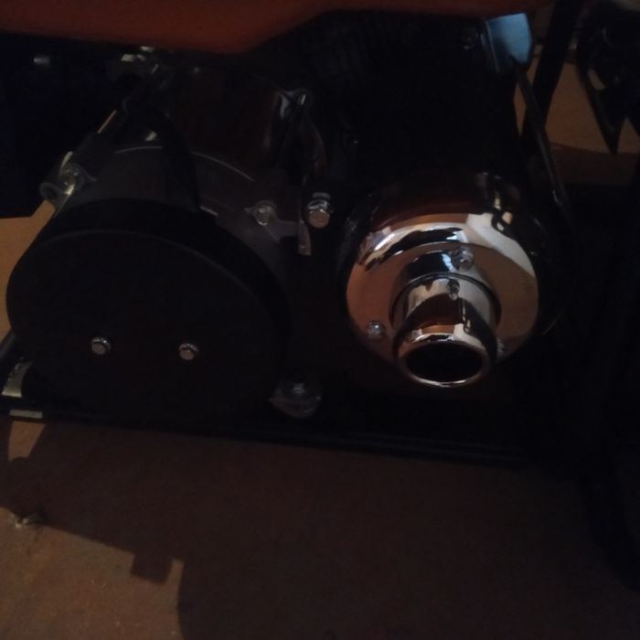 Генератор  тока.  Движок