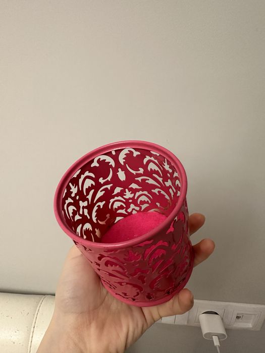 Поставка для карандашей и ручек, настольная