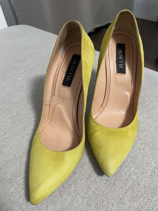 Pantofi stiletto Musette, piele intoarsa galben, marimea 40