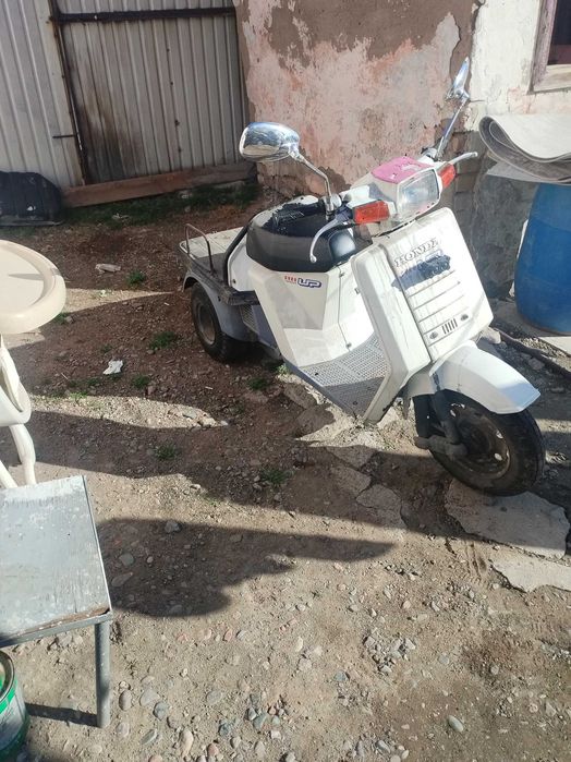 Мапед HONDA DIO трех цикл