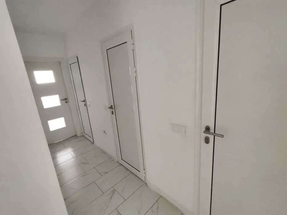 Apartament 4 camere, 98mp
