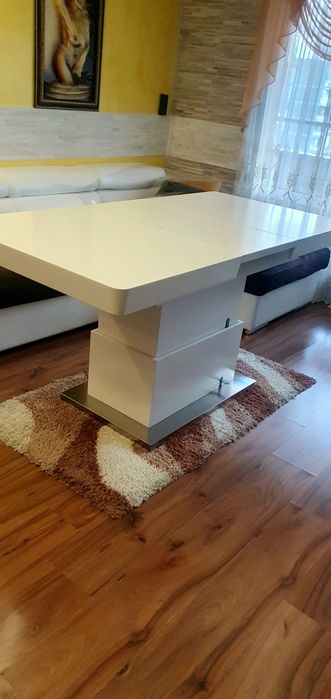 ТОП ОФЕРТА! Разтегателна холна маса.